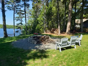 Coveside Lakehouse on Sandy Point - Image 2