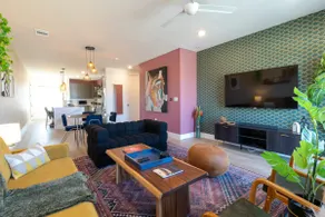 King Beds Condo by Eastside Restaurants, Airport - Image 3