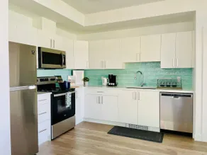 Oceanfront Sunsets in A New Luxury 2BR Suite - Image 5