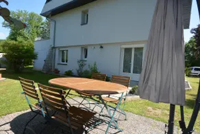 Garden level apartment outside built-up area - Image 3