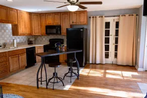Woodland Hideaway Private Apartment - Image 3