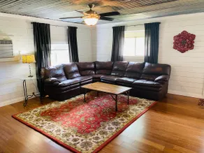 The guest house at Lily Pad Lane - Image 5