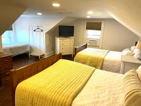 Quarry Landing - Center of Town & River View - 3 Bedroom - Image 5