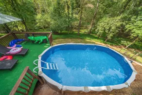 Charming Lakehouse /w boat dock and heated pool - Image 2