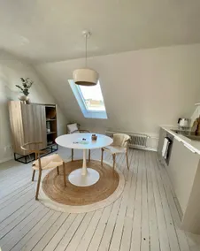 Cozy City Apartment Daun – City & hiking nearby - Image 4