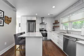 Updated Cleveland Home in Tremont by Restaurants - Image 3