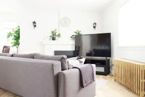 Perfect house for a family in downtown Calgary - Image 3