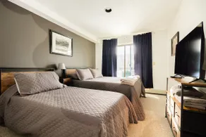 3BR at base of Pico Mountain! - Image 4