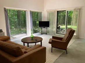 Brand New Modern Cabin walk to town - Image 2