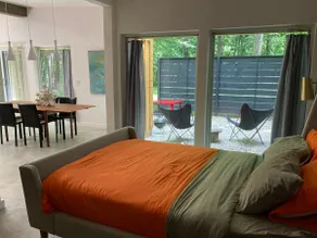Brand New Modern Cabin walk to town - Image 4