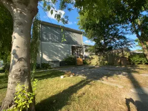 The Nations Home Close to Downtown - Image 2