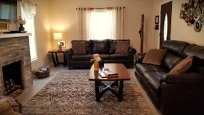 The Playhouse: Peaceful, convenient 2 bedroom - Image 3