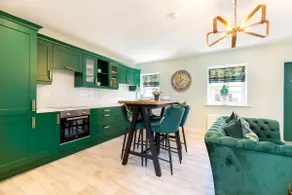 Apples Jade Apartment - Image 3