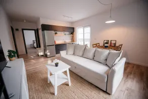 Cozy and fresh 1-bedroom apartment with balcony - Image 2