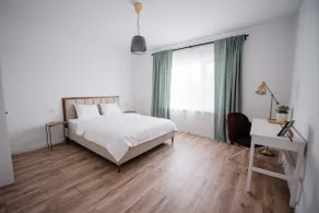 Cozy and fresh 1-bedroom apartment with balcony - Image 5