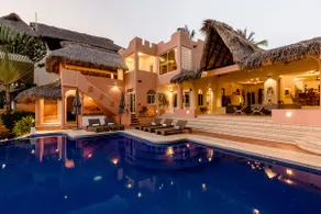 Casa K- Luxurious Oceanfront Villa - Image 4