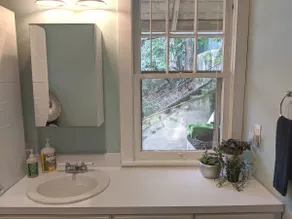 Studio Carriage House - Comfy, Private, Easy - Image 5