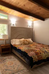 Peaceful home close to redwoods, ocean, university - Image 4
