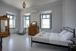 The Old Harbor house - Image 3