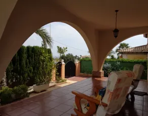 Beautiful detached villa, not a quad house - Image 5