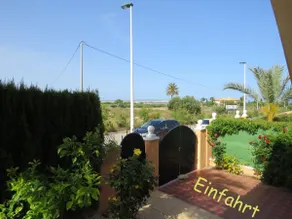 Beautiful detached villa, not a quad house - Image 3