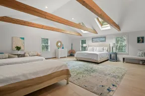 Spacious beautiful fully renovated Cape Cod escape - Image 3