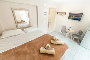 Old Town Elpis Suite - Image 4