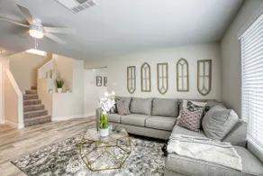 Professionally decorated 4bedrm + 3bath Summerlin - Image 5