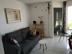 SEASIDE APARTMENT WITH A SWIMMING POOL - Image 4