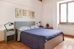 Accommodation in the historic center - Image 3