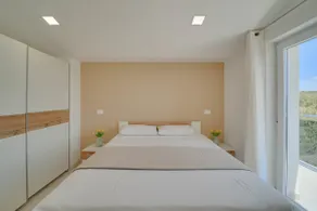 BLACK DIAMOND Apartment - Image 4