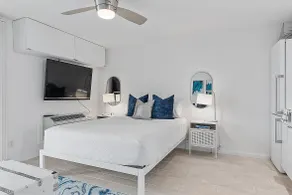 Nautical Bliss - Luxury Studio Condo w/ Pool - Image 5