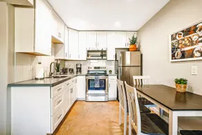 2BR Biltmore Desert Getaway Near Scottsdale & PHX - Image 2