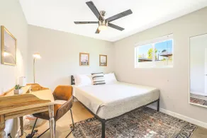 Chic 2 Bedroom Biltmore Condo Near Camelback - Image 5
