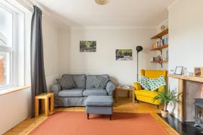 Ten Station Road - Image 2