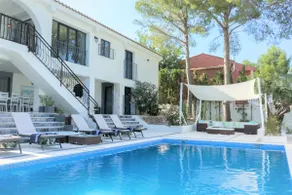 Casa Victoria - peaceful 6-bedroom villa with pool - Image 3
