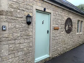 The Cottage at Well House - Image 2