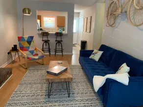 Fun 2 Bed/2 Bath Duplex.Private Yard*Dogs Allowed - Image 5