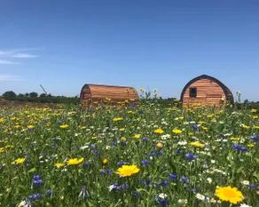 Luxury heated cabin with ensuite & stunning views - Image 2