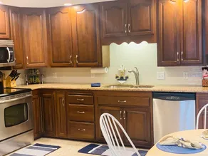 Lakehouse Villa on Clear Lake in Northern Iowa - Image 4
