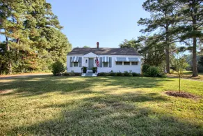 Bee Humble Cottage w/in 20mins to Public Beaches - Image 2