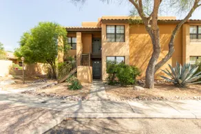 Charming 2-Bedroom Skyline Condo with Pool - Image 2