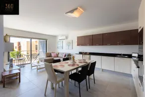 High-End central APT with comfy BEDS & Super WIFI by 360 Estates - Image 3