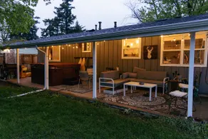 Red Rocks! Hot Tub! Trails! Cozy Golden Cottage - Image 3