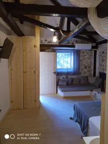 ''Mike's Traditional Apartment 1'' - Image 4