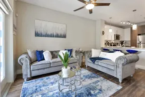 THE ROYAL SKYLOFT (REFRESHED LISTING)!!!!!! - Image 4