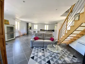 La Grange - Image 2