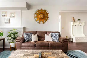 Newly renovated - all amenities - Image 3