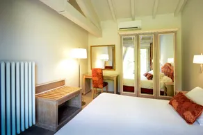 Two rooms superior flat with garden near - Image 5