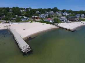 Waterfront 4 bed/4 bath Peaceful Oasis in Giants Neck Beach Community - Image 5